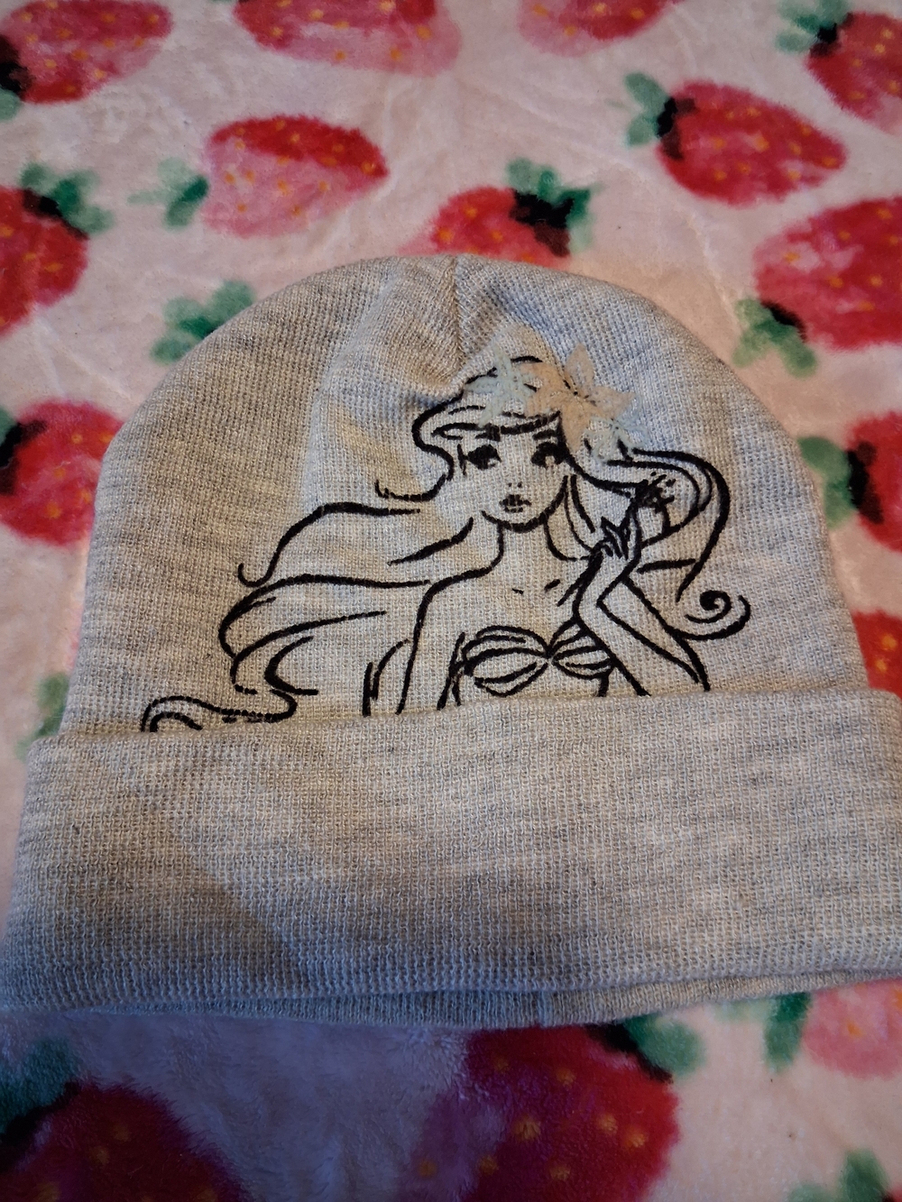 TDisney Gray Knit Beanie with The Little Mermaid Graphic - Women's Accessories